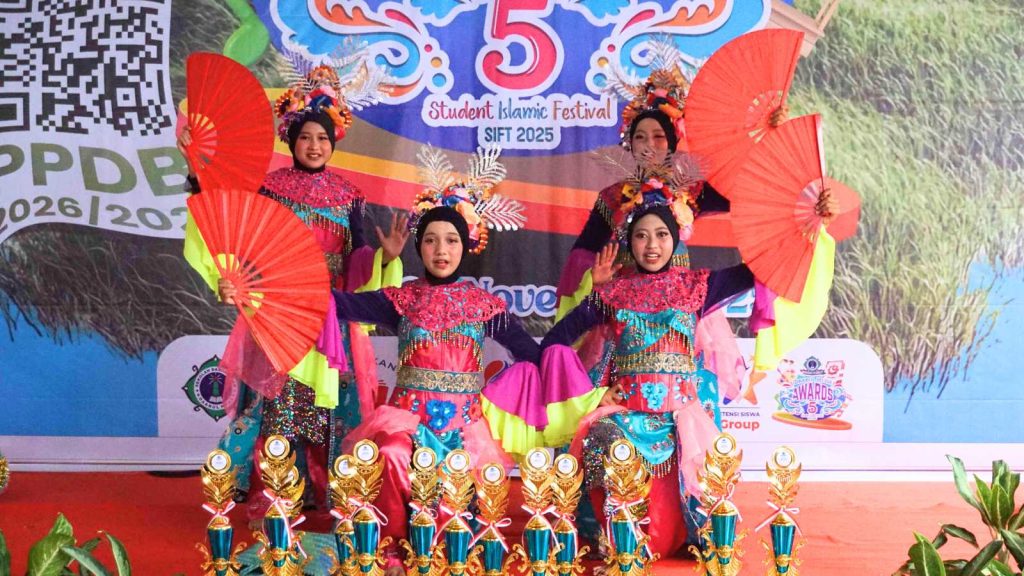 6_20251109_220800_0005